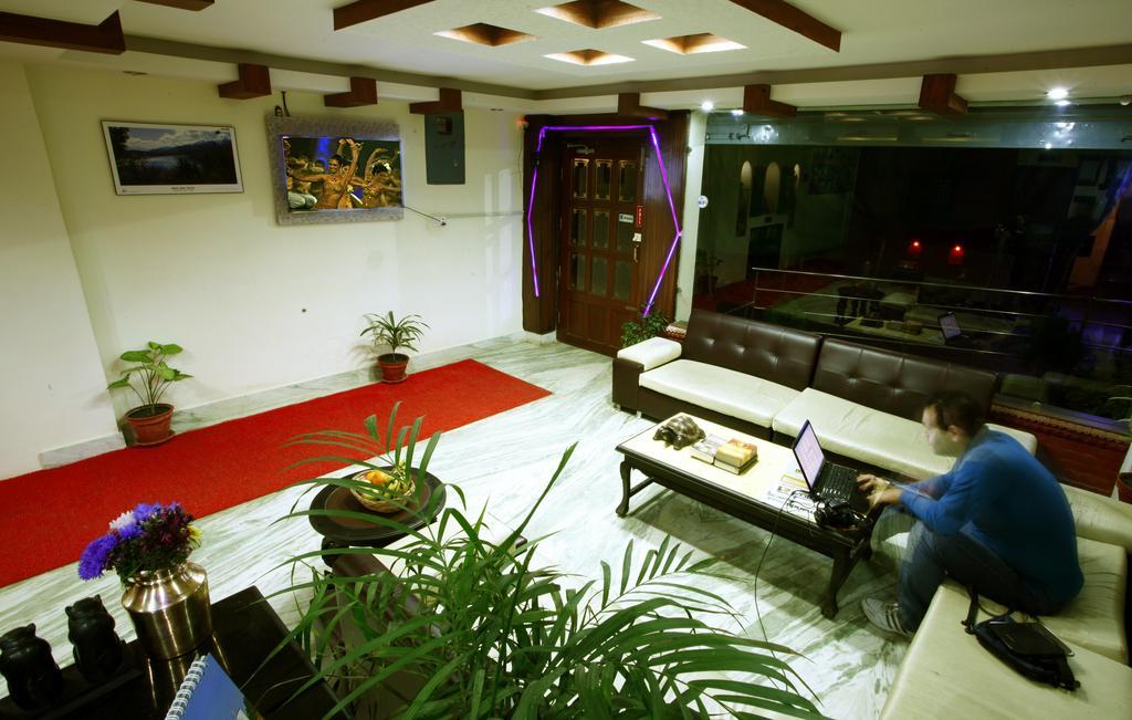 Alpine Hotel & Apartment Kathmandu Luaran gambar