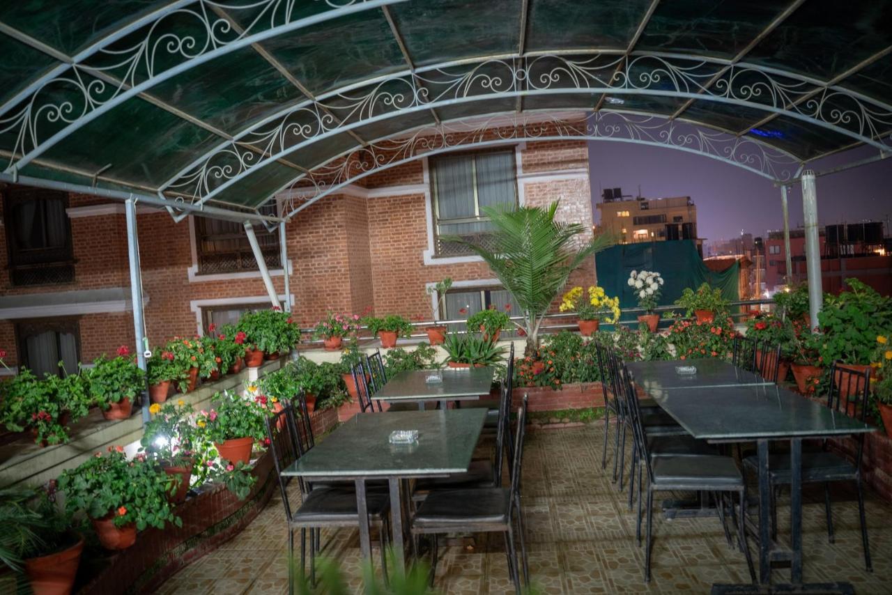 Alpine Hotel & Apartment Kathmandu Luaran gambar